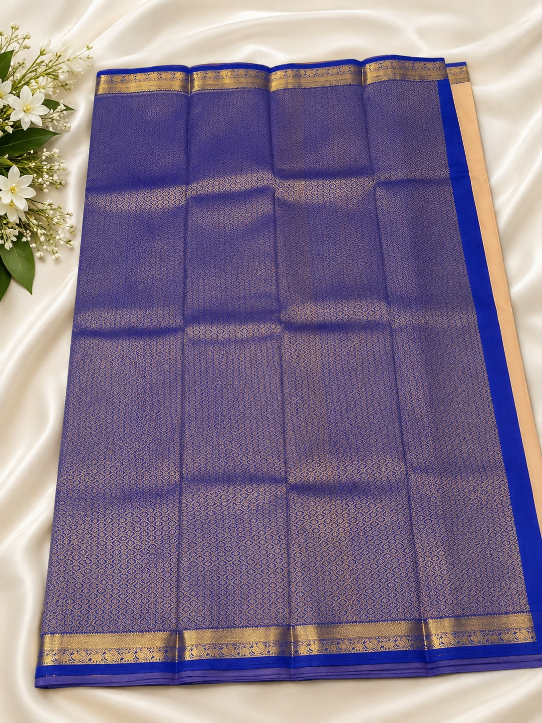 🌸 Beige-Peach Kanjivaram Soft Silk Saree with Rudraksha &amp; Annapakshi Zari Motifs